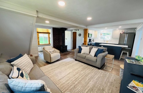 Kalkaska Cottage | Lakefront Cottage Near Torch Lake Private Dock Kayaks Sunsets