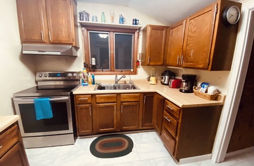 Marcellus Cottage | Lakefront Getaway— FREE Kayaks,canoe & Paddle Boat Included ! Fish Lake cottage