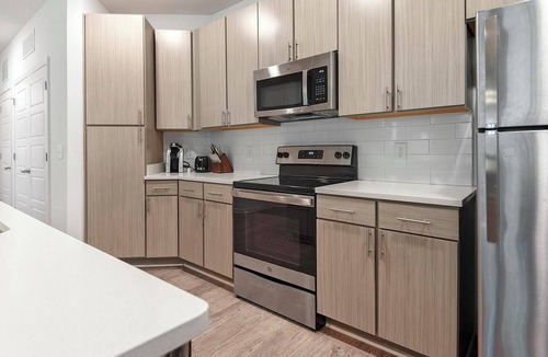 Cordova Apartment | Landing | Spectacular 2BD, Clubhouse, Yoga Studio