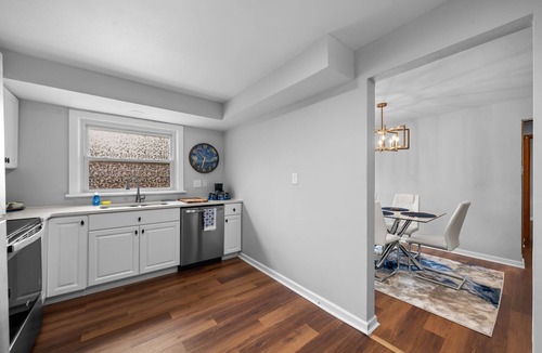 St. Louis House | Large 4-bedroom house with Movie Theater and Entertainment in charming St. Louis