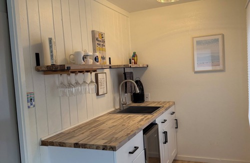 Oscoda Cottage | Lovango Hideaway Beach Resort-4 cottages with private beach on Lake Huron!