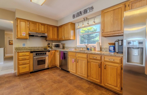 Cedar House | Lovely Views of Lake Leelanau at Bluebird Landing