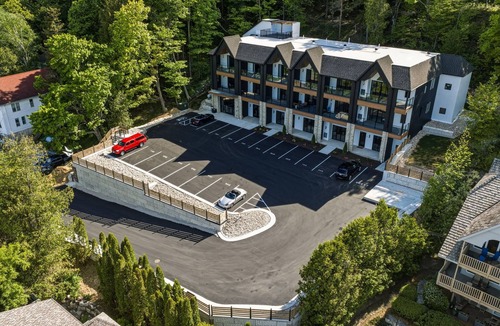 Sister Bay Condo | Luna View | Top-Floor Water Views & Covered Patio in Sister Bay