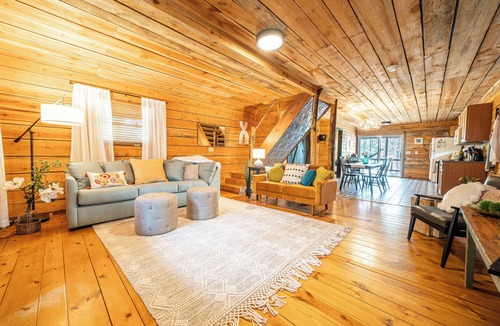 Wellington Cabin | Luxe A-Frame: 5 Mins to Cave Run Lake close to RRG