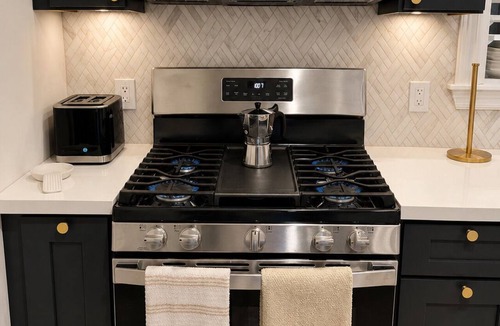 Kenner - Louis Armstrong International Airport House | Luxury Guest House