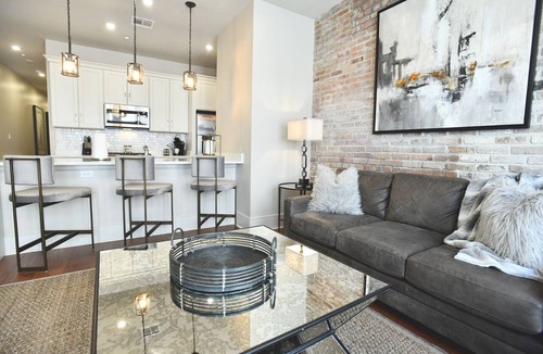 Central Business District Hotel | Luxury Hideaway: The Comforts of Home in New Orleans’ CBD