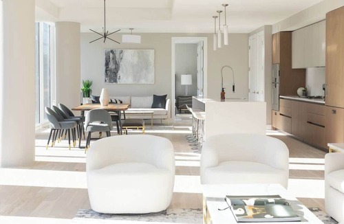 Near North Side Apartment | Luxury Loft Collection COMBO 01/03 | Terrace