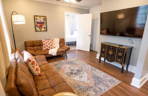 Saint Roch House | Mandeville Creole Cottage upper and lower