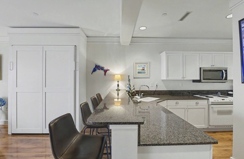 Bay Harbor Condo | Maritime Delux Lakeview Suite 413: Spacious 2-bedroom condo in Bay Harbor with lake views.