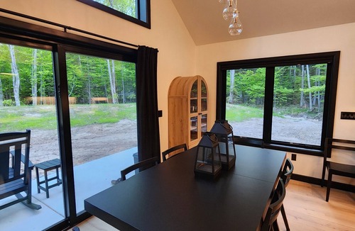 Gills Rock Cottage | Modern 2-Bedroom Cottage Nestled Away in Northern Door County