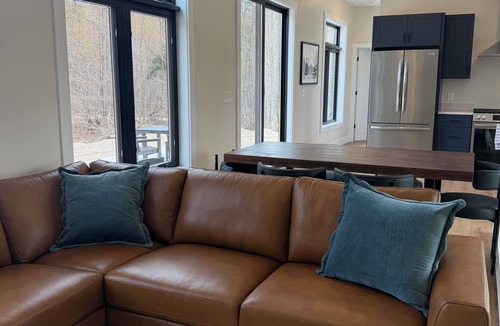 Maple City House | Modern 3-bedroom house in beautiful Glen Arbor township. Walk to Glen Lake
