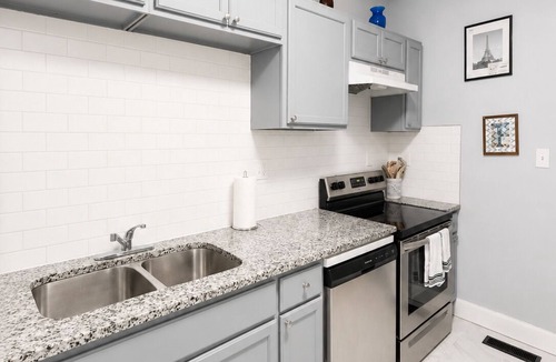 Northeast Kansas City House | Modern 4 Bedroom Farmhouse In The City