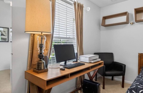 Waldron House | Modern Family-Friendly Retreat Near Downtown KC
