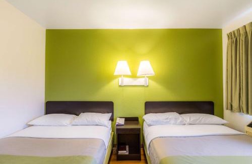 Green Bay Hotel | Motel 6-Green Bay, WI
