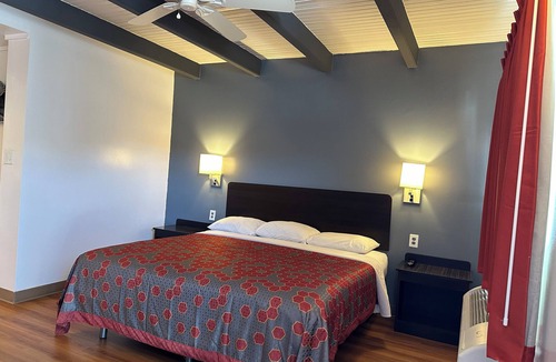 Sullivan Hotel | Motel 6 Sullivan, MO