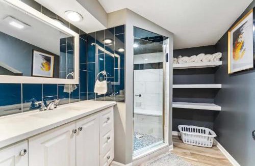 Gages Lake House | Navy Graduation Family Retreat - Hot Tub & Beach Access