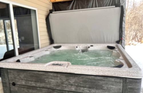 Long Lost Lake Cabin | New 3-bedroom lake front cabin with hot tub - 18 miles to Itasca State Park