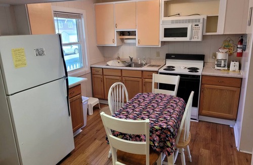 Frankfort Cottage | New! 307 HP Cottage - Cute & Great Location!