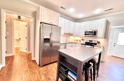 Paducah House | *New* Beautiful 2 Bedroom in Downtown Paducah