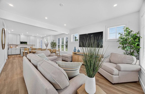 Wooded Estates House | NEW BUILD 4 bed 3 bath. View of Notre Dame.