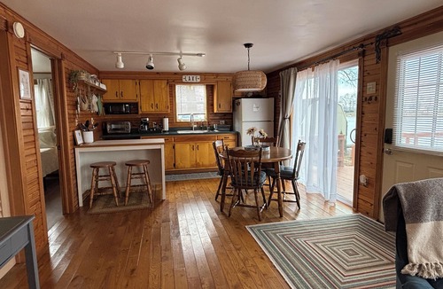Colon Cottage | New! Lakeshore Cottage: Fish, Kayak, Relax, Sunset Deck