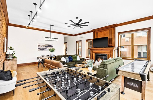 Downtown - Waterfront Condo | New Urban Retreat - Canal Park, Lakeview, Game Tables, Spa Bath, Sleeps 8