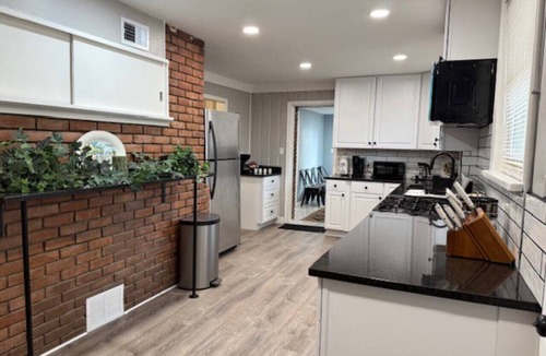 Allen Park House | Newly Renovated Gem Fenced Backyard 2 Full Baths