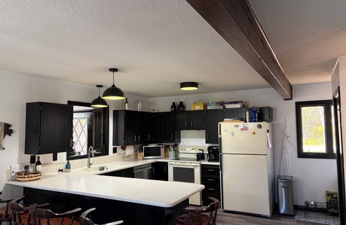 Bellaire House | Newly renovated Large Family Ski/Golf Escape! Sleeps 14! On 6th tee.