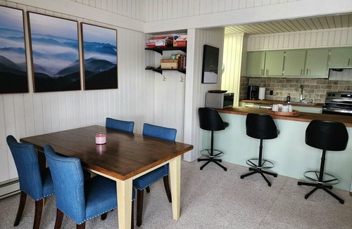 Bellaire House | Northern Michigan. Sleeps 8, 3 bedrm 2 baths outddor pool summer. close to lakes