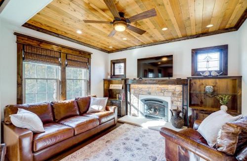 Sullivan House | Old Stone Cottage Retreat in the Heart of Missouri