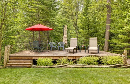 Maple City Apartment | On 4 Acres! Retreat w/Lake Access in Maple City