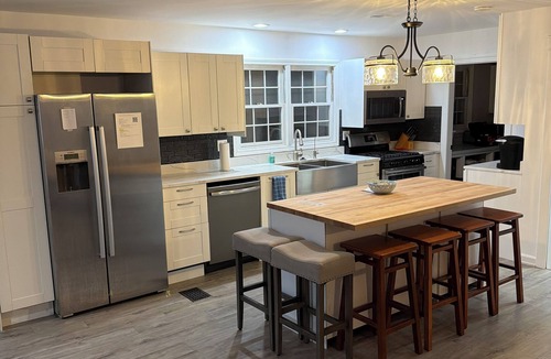 Springfield House | Peaceful Spaulding Orchard Home