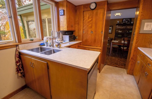 Dune Acres House | Peak August Dates Open w/AC, Walk to Beach