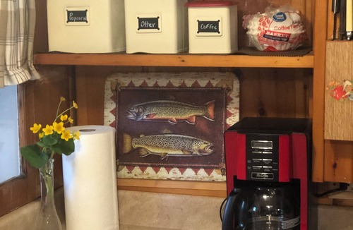 Frederic Cabin | Perfect 2-bedroom cabin in adorable Frederic for a relaxing getaway
