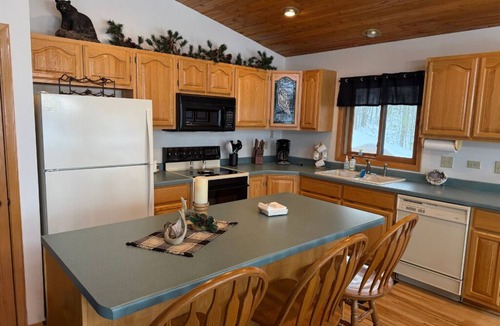 Phelps House | Perfect 4-bedroom lakefront home on North Twin, great for a fun filled getaway!