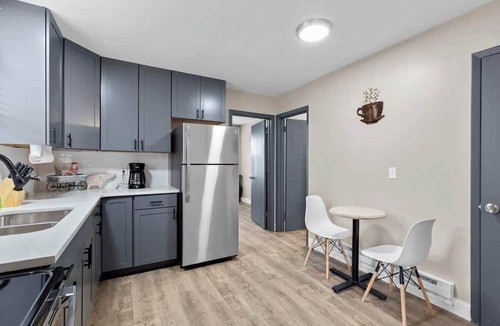 Tower Grove South Apartment | Pet-Friendly 1BR · Tower Grove · 3 mi SSM SLU · Free Laundry