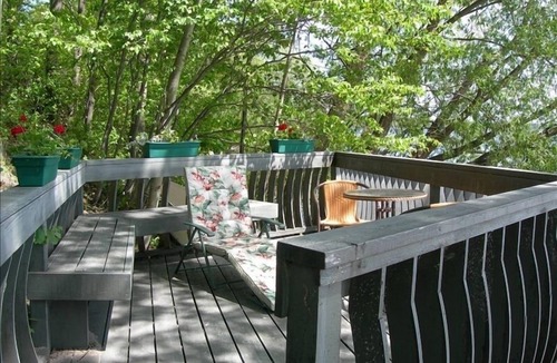 Carp Lake Cottage | Pet-Friendly Acorn Cottage. Our cottage is our home - you'll feel at home too!