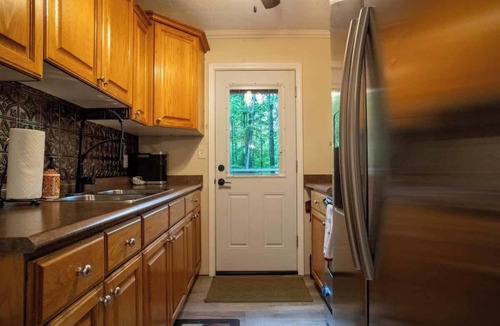 Elmira Ski Chalet | Pet-Friendly Cabin | Pool, Lakes & Golf