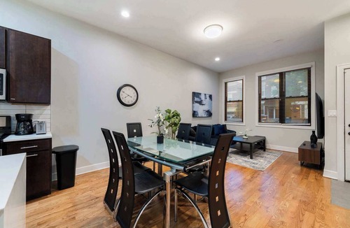 Heart of Chicago Apartment | Pilsen Retreat: 4BR 3BA near Downtown Chicago