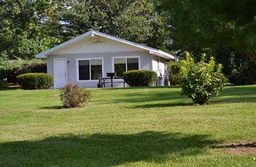 Pittsfield Cottage | Pine Lakes Lakeside Cabin | Waterpark & Outdoor Adventure Playground