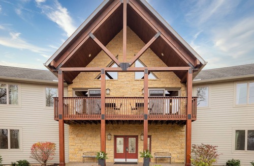 Galena House | Premier 8 BR Home-The Eagle's Nest! Hot Tub, Game Room, Fire Pit!
