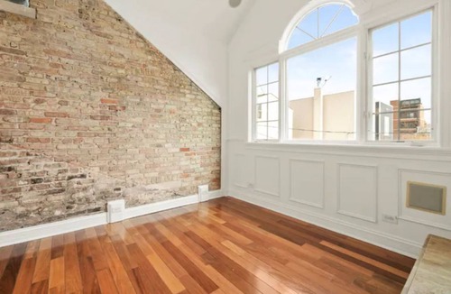 Roscoe Village House | Prime 4 BR Sleeps 13, Chef Kitchen, 8 Blks to Wrigley, 15min Train to Mag Mile