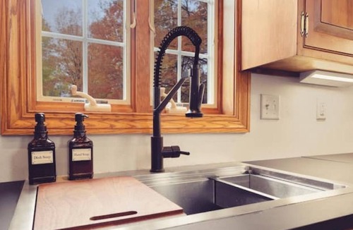 Brazeau Cabin | Private and pet-friendly wilderness retreat in the Northwoods