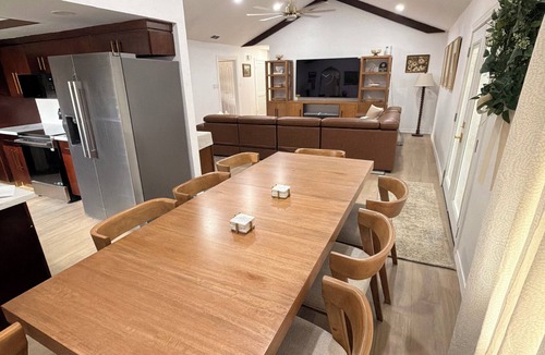 Harlingen House | Private Pool, Mini Golf, Basketball, Outdoor Dining, 45 min. To South Padre