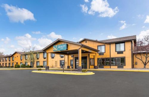 Marquette Hotel | Quality Inn Marquette