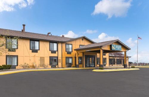 Marquette Hotel | Quality Inn Marquette