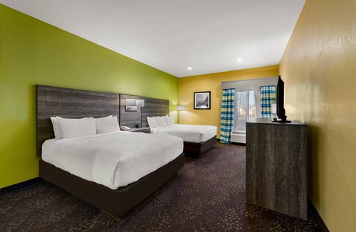 Warrensburg Hotel | Quality Inn Warrensburg