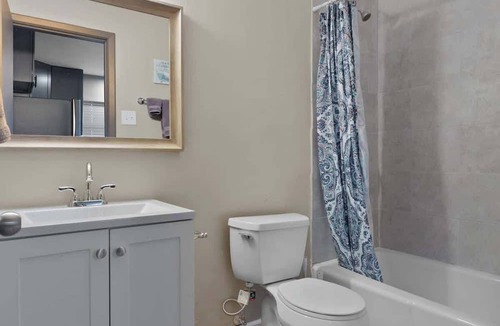 Tower Grove South Apartment | Quiet 1BR for Two · Tower Grove · Pet-Friendly · Free Parking + Laundry