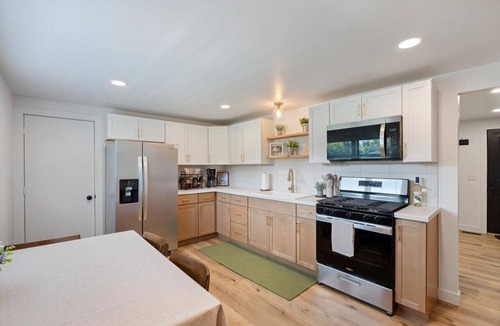 Enchanted Hills House | Quiet cul-de-sac home near Syracuse