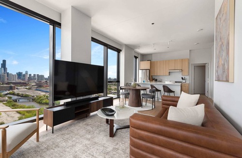 River North Apartment | Relaxation Lovers, Best Peaceful Retreat | TheFir